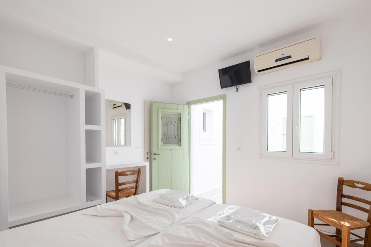 Lorenzo Studios And Suites Paros Науса Экстерьер фото